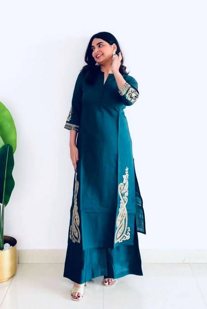 Designer Heavy Roman Silk Top Plazzo Suit Set - Image 2