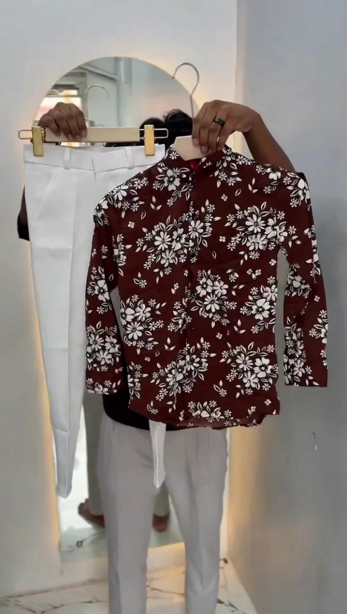 Men Dark Blue Leaf Print Shirt - Image 4