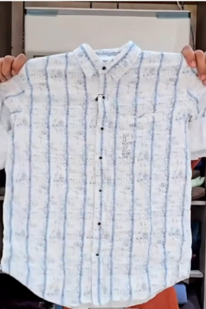 Men Classic Slim Fit Checked Casual Shirt